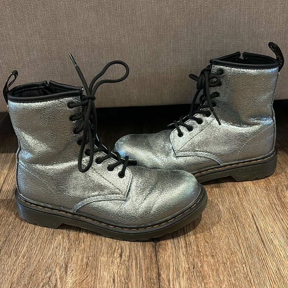 Dr martens size 6 great condition